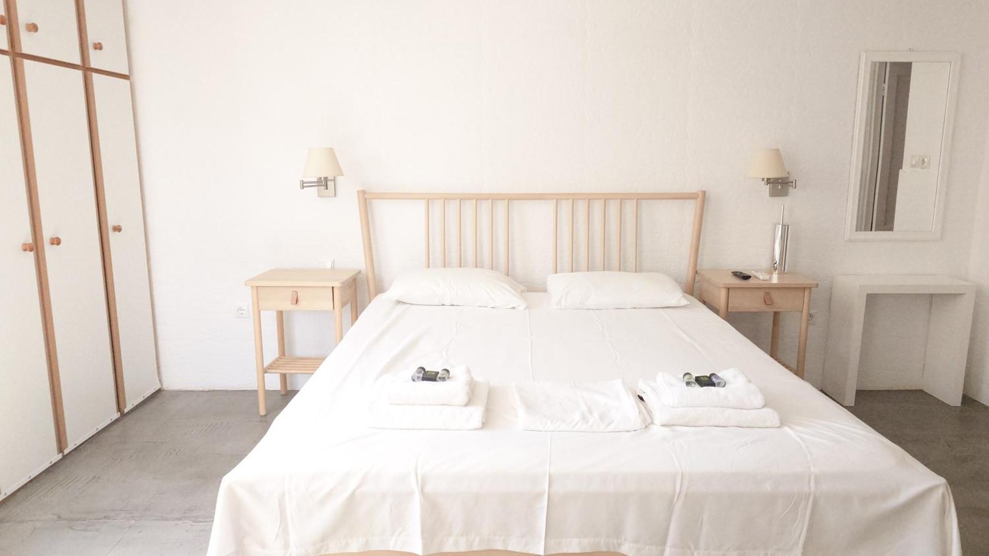 Elena Apartments Ithaca 瓦西 外观 照片