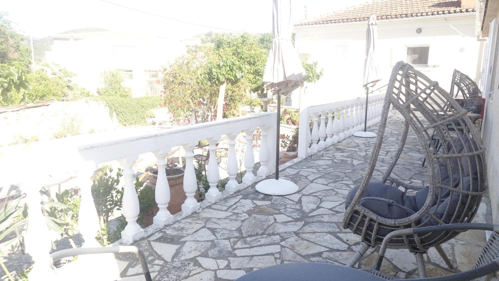 Elena Apartments Ithaca 瓦西 外观 照片